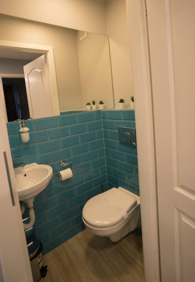 Apartament Hotel Grzybowska 9 Warsaw Exterior photo