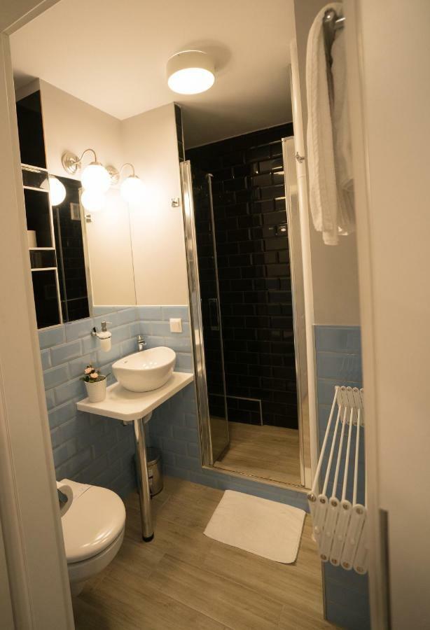Apartament Hotel Grzybowska 9 Warsaw Exterior photo